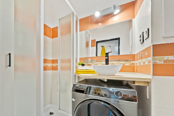 Koupelna - Prodej bytu 1+1 v osobním vlastnictví 33 m², Kroměříž