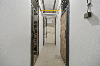 Sklep - Prodej bytu 1+1 v osobním vlastnictví 33 m², Kroměříž