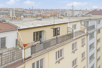 Prodej bytu 2+kk v osobním vlastnictví 44 m², Praha 4 - Michle