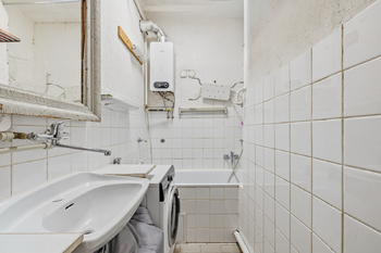 Prodej bytu 2+kk v osobním vlastnictví 44 m², Praha 4 - Michle