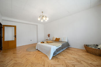 Ložnice 2.NP - Prodej domu 242 m², Kroměříž