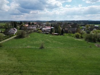 Prodej pozemku 1811 m², Planá