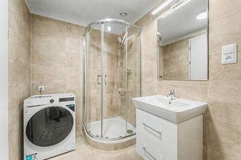 Pronájem bytu 1+kk v osobním vlastnictví 35 m², Praha 9 - Hloubětín