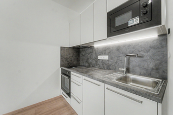 Pronájem bytu 1+kk v osobním vlastnictví 35 m², Praha 9 - Hloubětín