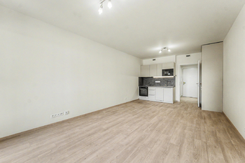 Pronájem bytu 1+kk v osobním vlastnictví 35 m², Praha 9 - Hloubětín