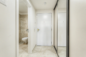 Pronájem bytu 1+kk v osobním vlastnictví 35 m², Praha 9 - Hloubětín