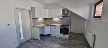 Pronájem bytu 1+1 v osobním vlastnictví 46 m², Znojmo