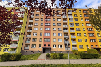+420 775 757 505 I vaclav.adamcik@re-max.cz I pronájem bytu 2+1 Ostrava - Pronájem bytu 2+1 v osobním vlastnictví 42 m², Ostrava