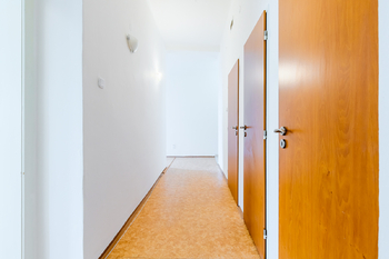 chodba - Prodej bytu 3+kk v osobním vlastnictví 96 m², Praha 4 - Nusle