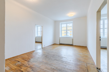 pokoj - Prodej bytu 3+kk v osobním vlastnictví 96 m², Praha 4 - Nusle