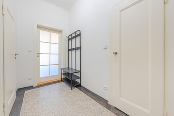 Prodej bytu 2+kk v osobním vlastnictví 46 m², Praha 10 - Vršovice