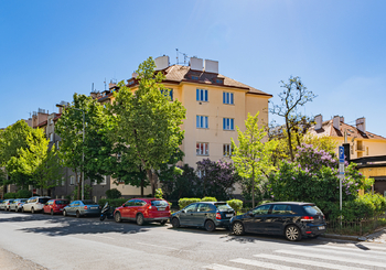 Prodej bytu 2+kk v osobním vlastnictví 46 m², Praha 10 - Vršovice