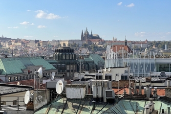 pohled z okna - Pronájem kancelářských prostor 52 m², Praha 1 - Nové Město