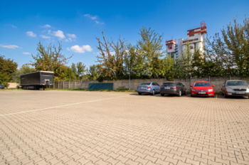 Pronájem garáže 61 m², Praha 9 - Čakovice