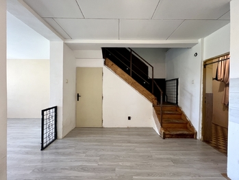 Prodej domu 119 m², Chbany