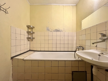 Prodej domu 119 m², Chbany