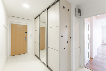Pronájem bytu 2+kk v osobním vlastnictví 67 m², Praha 5 - Radotín