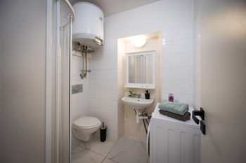 1+1 - Prodej domu 236 m², Mělčany