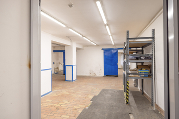 Pronájem výrobních prostor 1270 m², Rudná