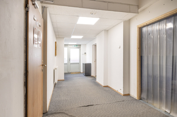 Pronájem výrobních prostor 1270 m², Rudná