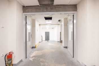 Pronájem výrobních prostor 1270 m², Rudná