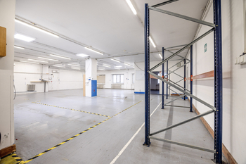 Pronájem výrobních prostor 1270 m², Rudná