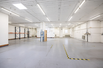 Pronájem výrobních prostor 1270 m², Rudná