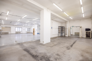Pronájem výrobních prostor 1270 m², Rudná