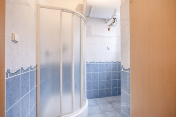 Pronájem výrobních prostor 1270 m², Rudná