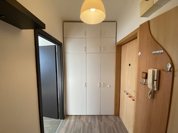 Pronájem bytu 2+1 v osobním vlastnictví 67 m², Mělník