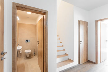 Pronájem domu 107 m², Praha 9 - Hostavice