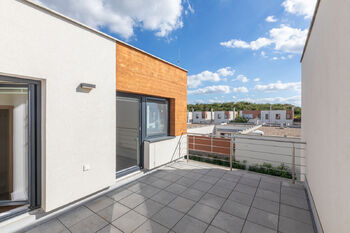 Pronájem domu 107 m², Praha 9 - Hostavice