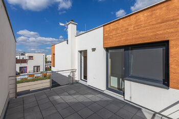 Pronájem domu 107 m², Praha 9 - Hostavice