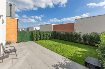 Pronájem domu 107 m², Praha 9 - Hostavice