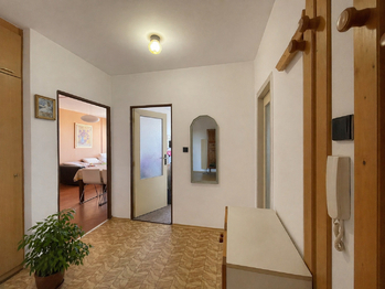 Prodej bytu 3+1 v osobním vlastnictví 65 m², Praha 9 - Horní Počernice