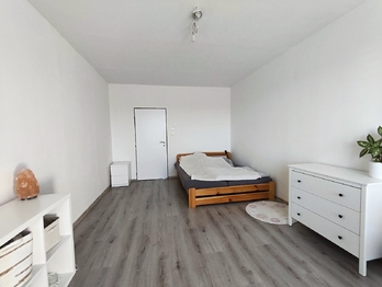 Pronájem bytu 2+1 v osobním vlastnictví 63 m², České Budějovice