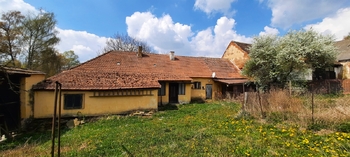 pohled zprava - Prodej domu 188 m², Dešná