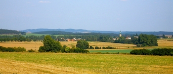 Dešná u Dačic z dálky - Prodej chaty / chalupy 188 m², Dešná