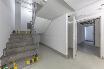 Prodej bytu 1+kk v osobním vlastnictví 23 m², Praha 8 - Střížkov