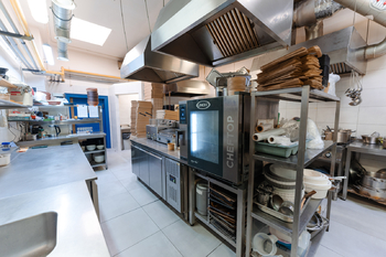 Pronájem restaurace 450 m², Praha 6 - Střešovice