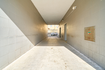 Vstupní vchod - Prodej bytu 2+kk v osobním vlastnictví 51 m², Hradec Králové