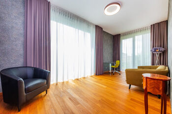 Prodej bytu 5+kk v osobním vlastnictví 172 m², Praha 4 - Braník