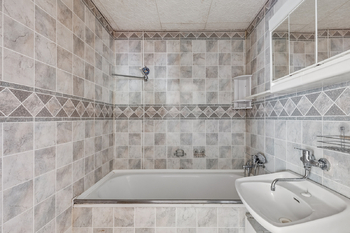 Prodej bytu 3+1 v družstevním vlastnictví 53 m², Praha 4 - Lhotka