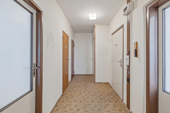 Prodej bytu 3+1 v družstevním vlastnictví 53 m², Praha 4 - Lhotka