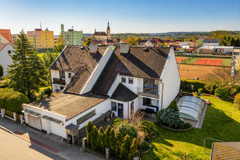 Prodej domu 220 m², Město Touškov