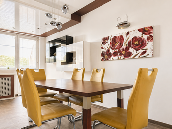 Prodej domu 220 m², Město Touškov