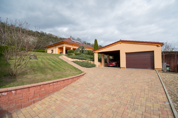 zahradní domek s garáží - Prodej domu 237 m², Miřejovice