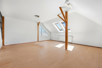 Prodej domu 654 m², Železný Brod