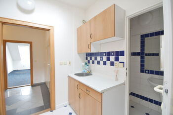 Pronájem kancelářských prostor 100 m², Hradec Králové
