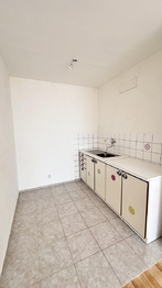 Kuchyňský kout - Prodej bytu 2+kk v osobním vlastnictví 40 m², Kladno